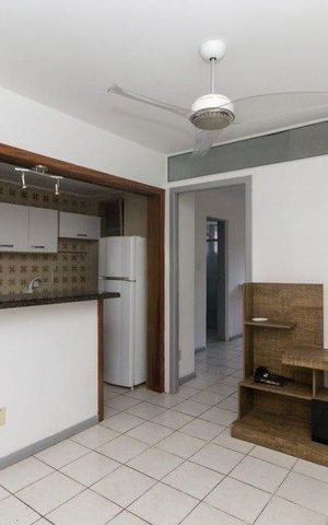 Apartamento à venda com 30m², 1 quarto e sem vaga Apartamento à venda com 30m², 1 quarto e sem vagaSala