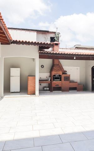 Casa à venda com 315m², 3 quartos e 3 vagasQuintal