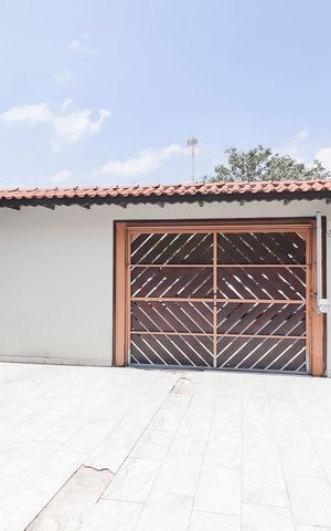 Casa à venda com 315m², 3 quartos e 3 vagasGaragem