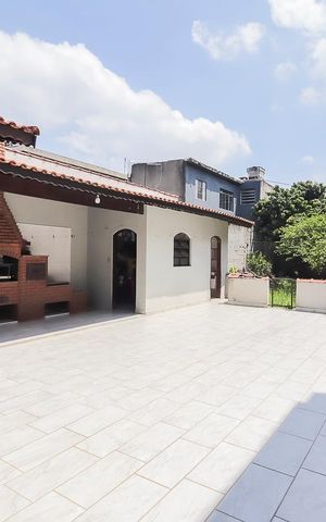 Casa à venda com 315m², 3 quartos e 3 vagasQuintal
