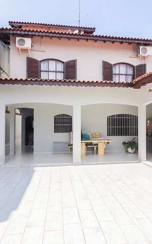 Casa à venda com 315m², 3 quartos e 3 vagasQuintal