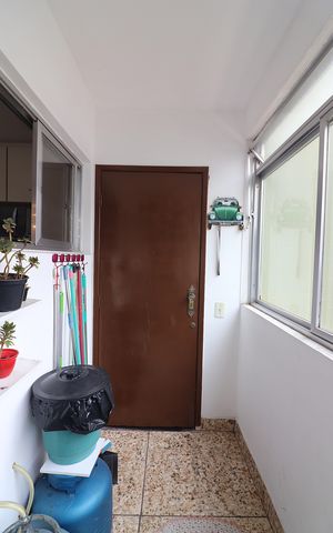Apartamento à venda com 74m², 2 quartos e 1 vagaÁrea de Serviço