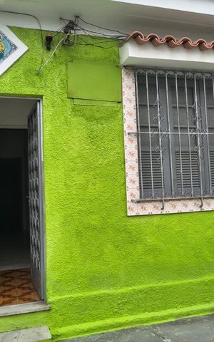 Casa para alugar com 90m², 4 quartos e 1 vaga Casa para alugar com 90m², 4 quartos e 1 vagaÁrea externa