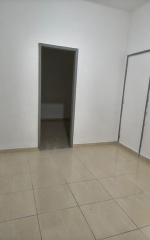 Casa para alugar com 90m², 4 quartos e 1 vaga Casa para alugar com 90m², 4 quartos e 1 vagaSala