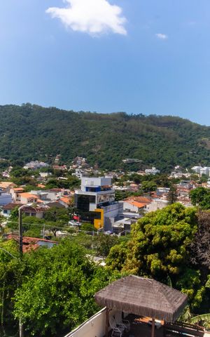 Apartamento à venda com 350m², 5 quartos e 2 vagas Apartamento à venda com 350m², 5 quartos e 2 vagasVista da Sala