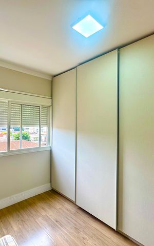Apartamento à venda com 159m², 3 quartos e 3 vagas Apartamento à venda com 159m², 3 quartos e 3 vagasQuarto 1