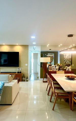 Apartamento à venda com 159m², 3 quartos e 3 vagas Apartamento à venda com 159m², 3 quartos e 3 vagasSala
