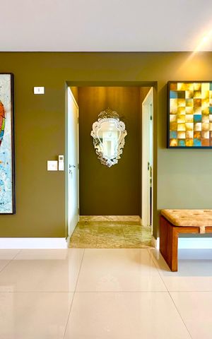 Apartamento à venda com 159m², 3 quartos e 3 vagas Apartamento à venda com 159m², 3 quartos e 3 vagasSala