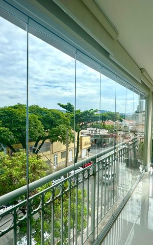 Apartamento à venda com 159m², 3 quartos e 3 vagas Apartamento à venda com 159m², 3 quartos e 3 vagasVista da Varanda