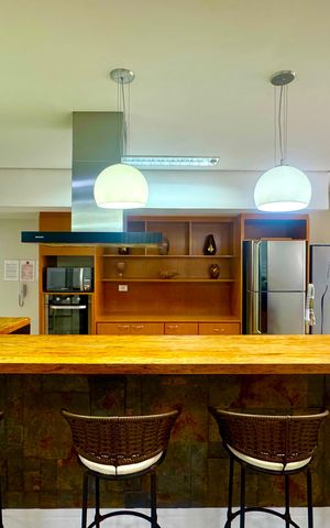 Apartamento à venda com 159m², 3 quartos e 3 vagas Apartamento à venda com 159m², 3 quartos e 3 vagasSalão de Festas