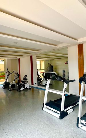 Apartamento à venda com 159m², 3 quartos e 3 vagas Apartamento à venda com 159m², 3 quartos e 3 vagasÁrea comum - Academia
