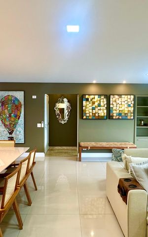 Apartamento à venda com 159m², 3 quartos e 3 vagas Apartamento à venda com 159m², 3 quartos e 3 vagasSala de Jantar