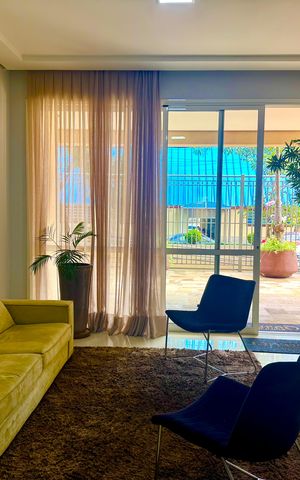 Apartamento à venda com 159m², 3 quartos e 3 vagas Apartamento à venda com 159m², 3 quartos e 3 vagasHall de entrada
