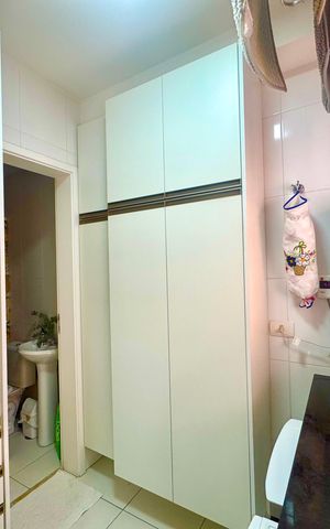 Apartamento à venda com 159m², 3 quartos e 3 vagas Apartamento à venda com 159m², 3 quartos e 3 vagasÁrea de Serviço