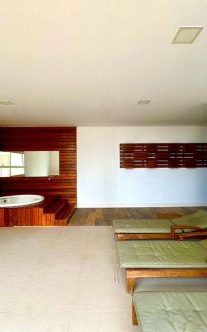 Apartamento à venda com 159m², 3 quartos e 3 vagas Apartamento à venda com 159m², 3 quartos e 3 vagasSpa