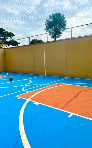 Apartamento à venda com 159m², 3 quartos e 3 vagas Apartamento à venda com 159m², 3 quartos e 3 vagasQuadra Esportiva