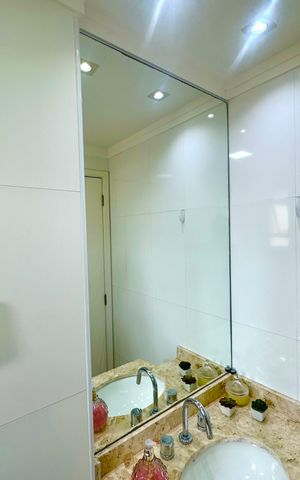 Apartamento à venda com 159m², 3 quartos e 3 vagas Apartamento à venda com 159m², 3 quartos e 3 vagasBanheiro 4