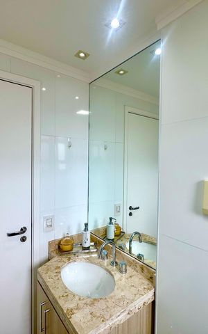 Apartamento à venda com 159m², 3 quartos e 3 vagas Apartamento à venda com 159m², 3 quartos e 3 vagasBanheiro 1