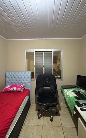Casa à venda com 210m², 4 quartos e 1 vagaQuarto de Serviço