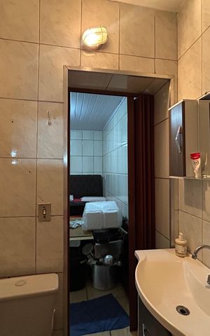Casa à venda com 210m², 4 quartos e 1 vagaBanheiro de serviço
