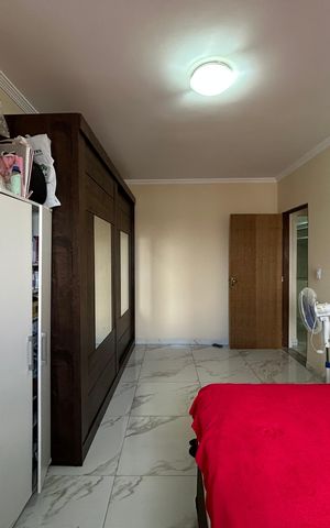 Casa à venda com 210m², 4 quartos e 1 vagaQuarto 1