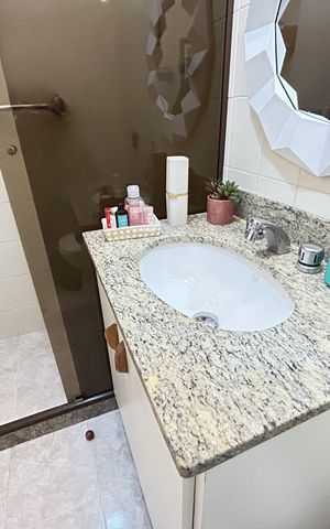 Apartamento à venda com 110m², 3 quartos e 2 vagasBanheiro social