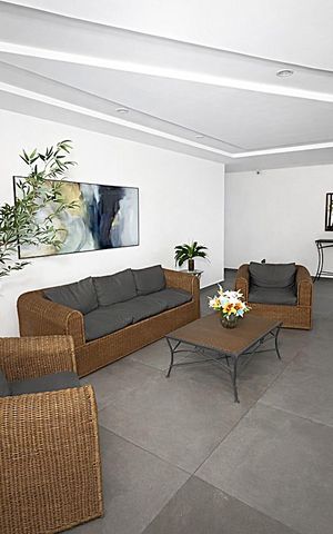Apartamento à venda com 110m², 3 quartos e 2 vagas Apartamento à venda com 110m², 3 quartos e 2 vagasHall de entrada