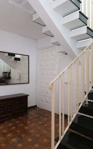 Casa à venda com 180m², 3 quartos e 2 vagasDetalhe