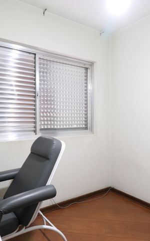 Casa à venda com 180m², 3 quartos e 2 vagasQuarto