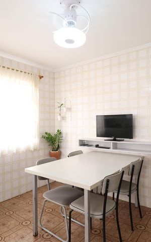 Casa à venda com 180m², 3 quartos e 2 vagasCopa