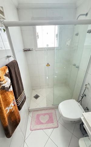 Casa de condomínio à venda com 300m², 5 quartos e 3 vagas