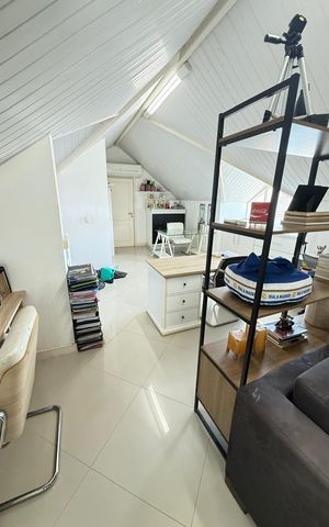 Casa de condomínio à venda com 300m², 5 quartos e 3 vagas