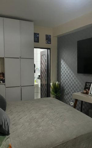 Casa à venda com 195m², 4 quartos e 3 vagas Casa à venda com 195m², 4 quartos e 3 vagasQuarto