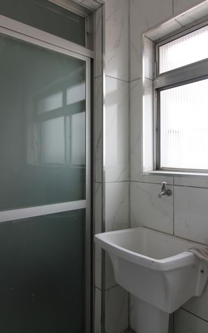 Apartamento à venda com 70m², 2 quartos e 1 vagaÁrea de Serviço