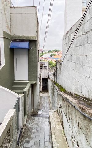 Casa à venda com 816m², 1 quarto e 5 vagas Casa à venda com 816m², 1 quarto e 5 vagasTerreno