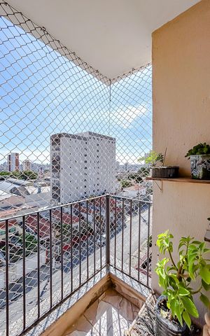 Apartamento à venda com 74m², 2 quartos e 1 vagaVaranda