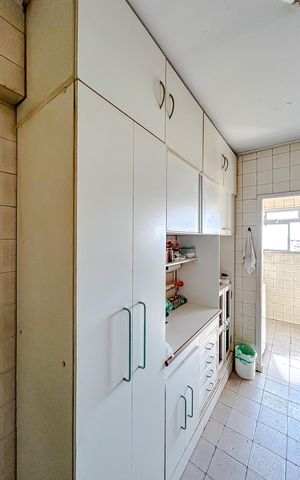 Apartamento à venda com 74m², 2 quartos e 1 vagaCozinha