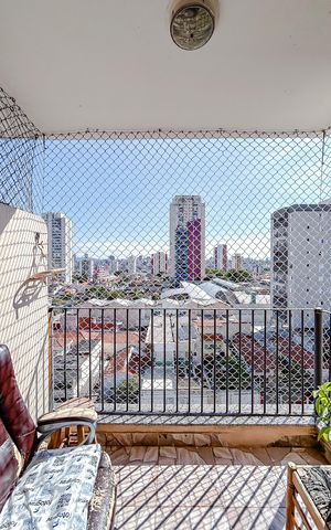Apartamento à venda com 74m², 2 quartos e 1 vagaVaranda