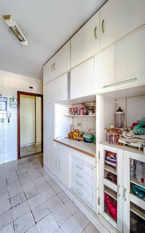Apartamento à venda com 74m², 2 quartos e 1 vagaCozinha