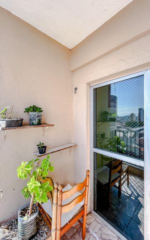 Apartamento à venda com 74m², 2 quartos e 1 vagaVaranda