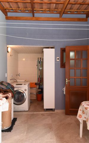 Casa de condomínio à venda com 86m², 3 quartos e 2 vagasÁrea de Serviço