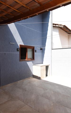 Casa de condomínio à venda com 86m², 3 quartos e 2 vagasÁrea externa