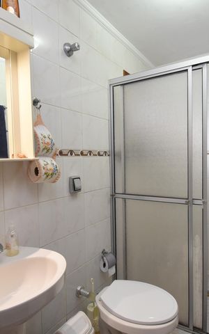 Casa de condomínio à venda com 86m², 3 quartos e 2 vagasBanheiro