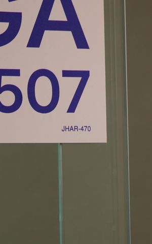 Apartamento para alugar com 32m², 1 quarto e sem vagaPlaca instalada na janela do imóvel - Código da placa:  JHAR-470