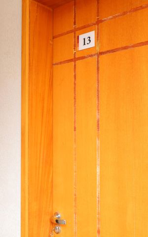 Apartamento para alugar com 32m², 1 quarto e sem vagaPlaca instalada na janela do imóvel - Código da placa:  JHAR-470