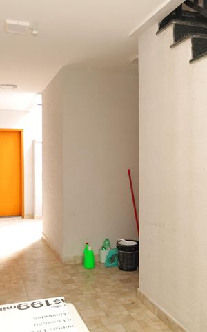 Apartamento para alugar com 32m², 1 quarto e sem vagaÁrea comum - Saguão do prédio