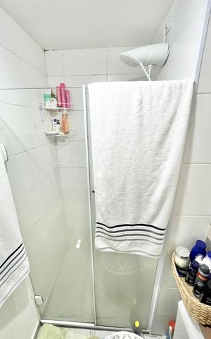Apartamento à venda com 44m², 2 quartos e 1 vaga Apartamento à venda com 44m², 2 quartos e 1 vagaBanheiro