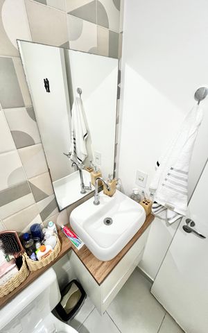 Apartamento à venda com 44m², 2 quartos e 1 vaga Apartamento à venda com 44m², 2 quartos e 1 vagaBanheiro