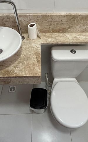 Apartamento à venda com 119m², 2 quartos e 1 vaga Apartamento à venda com 119m², 2 quartos e 1 vagaBanheiro da Suíte