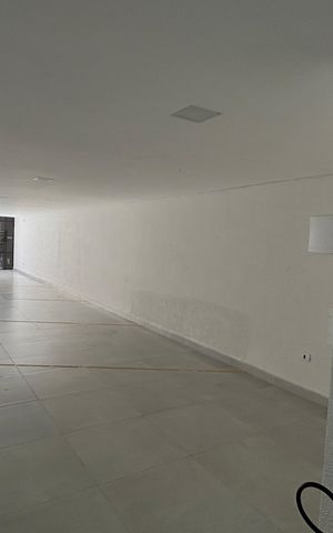 Apartamento à venda com 119m², 2 quartos e 1 vaga Apartamento à venda com 119m², 2 quartos e 1 vagaGaragem